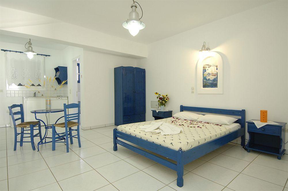 פארוס Fyrogenis Palace מראה חיצוני תמונה