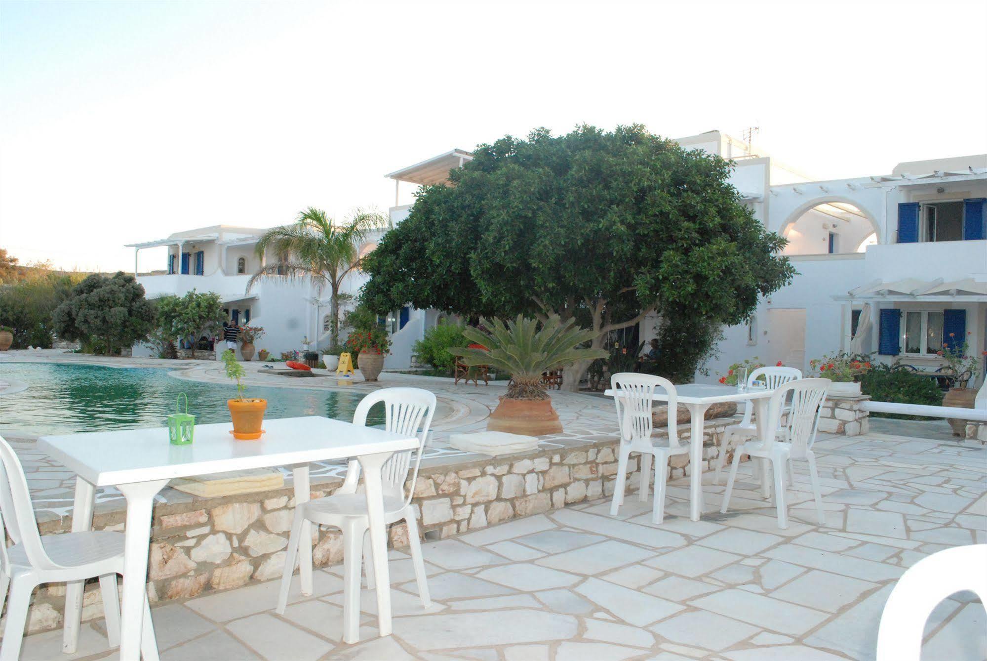 פארוס Fyrogenis Palace מראה חיצוני תמונה